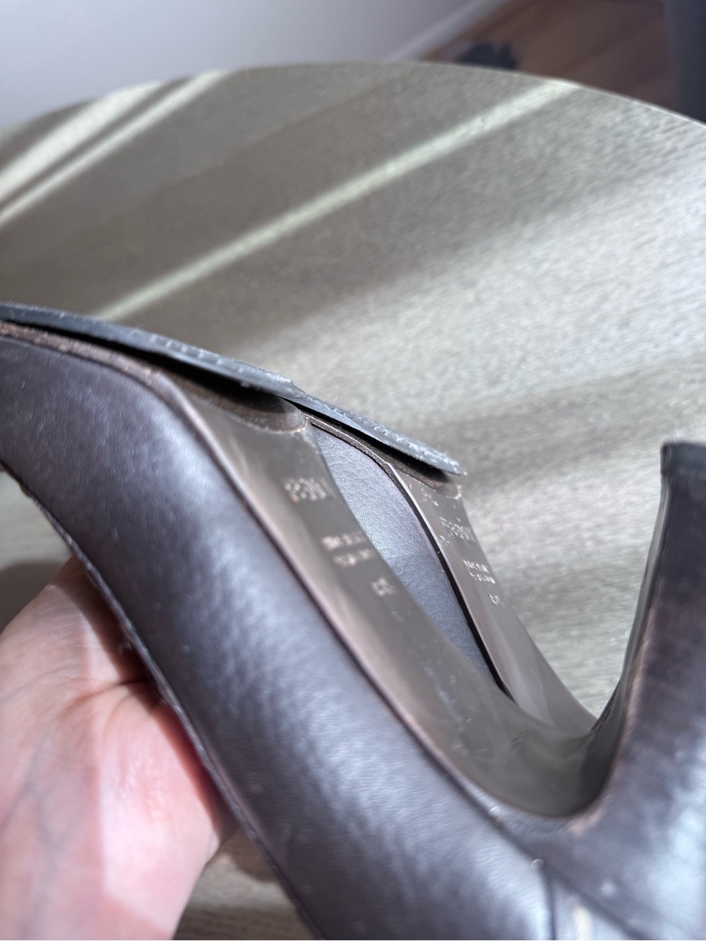 Fendi Selleria Vintage Brown Leather Heels – Size 38.5 - Picture 9 of 10